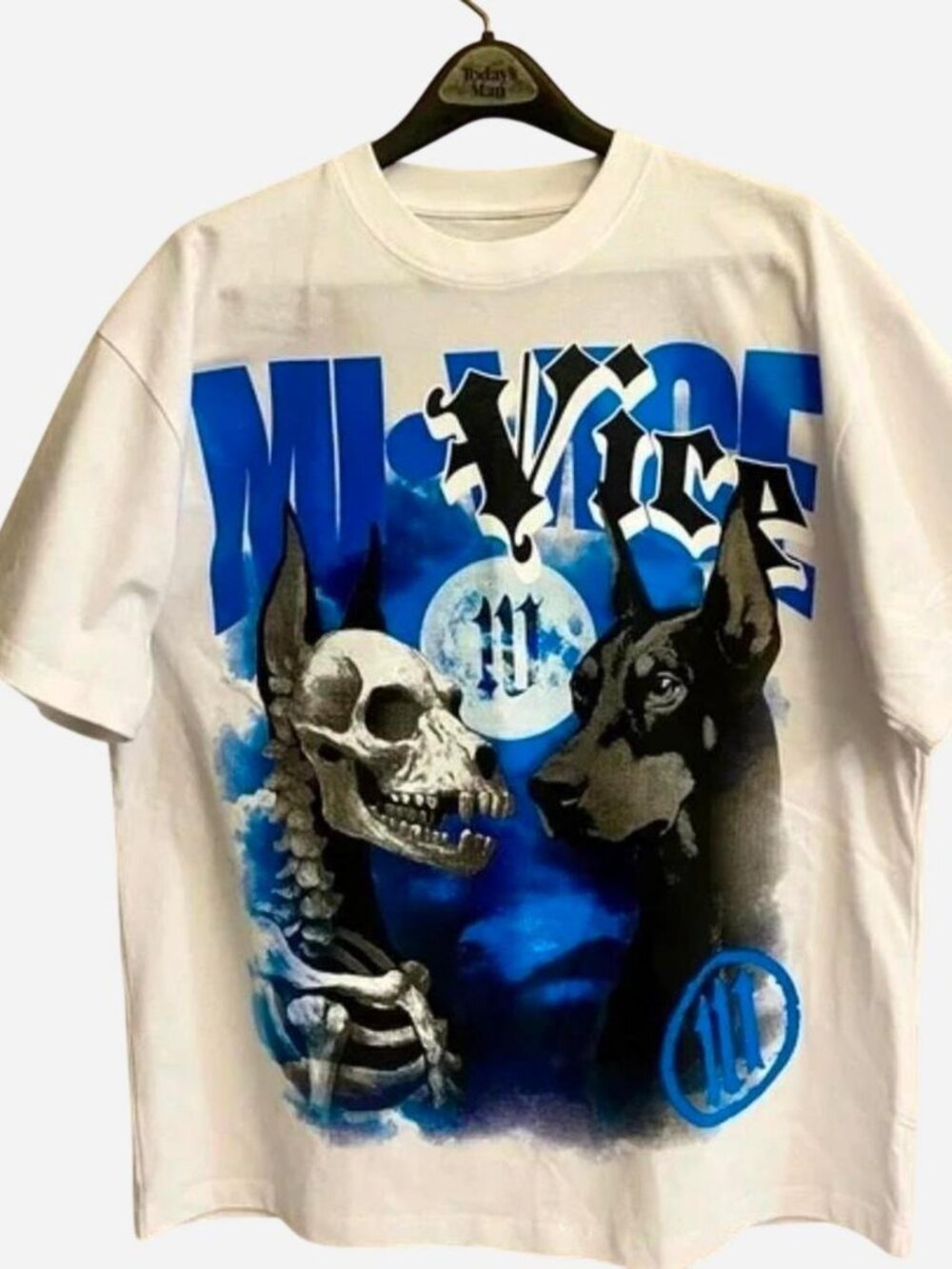 MI VICE White & blue graphic tee with skull and dog design #skater